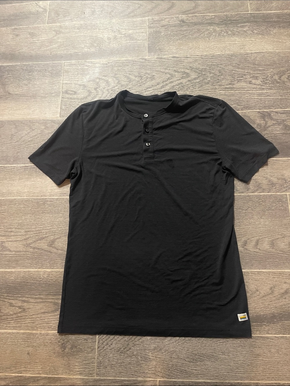 Vuori Men's Short-Sleeve Ever Henley